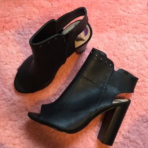 Black Booties Sz 6.5